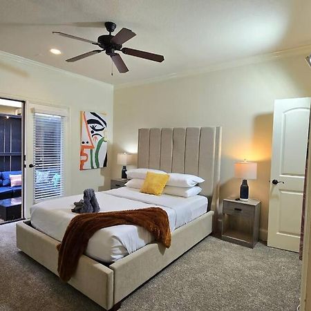 Modern Galleria Gem Private Jacuzzi 3 Br Houston Luaran gambar