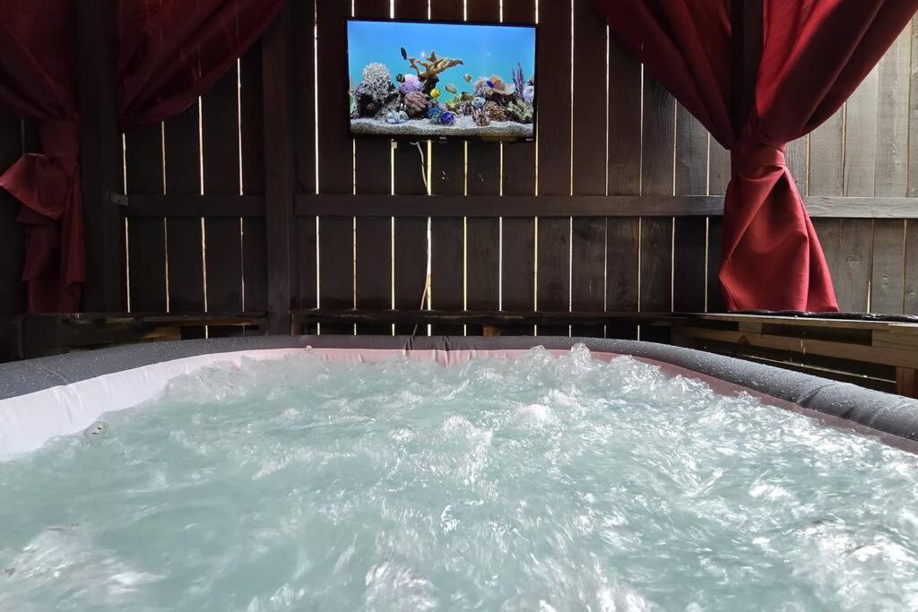 Modern Galleria Gem Private Jacuzzi 3 Br Houston Luaran gambar