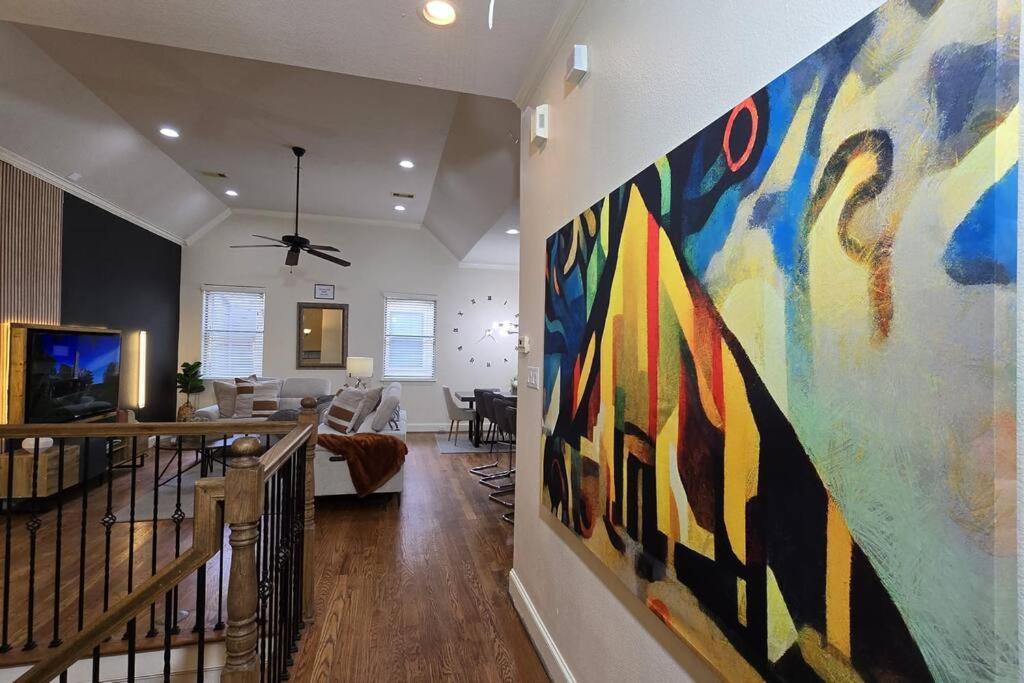 Modern Galleria Gem Private Jacuzzi 3 Br Houston Luaran gambar