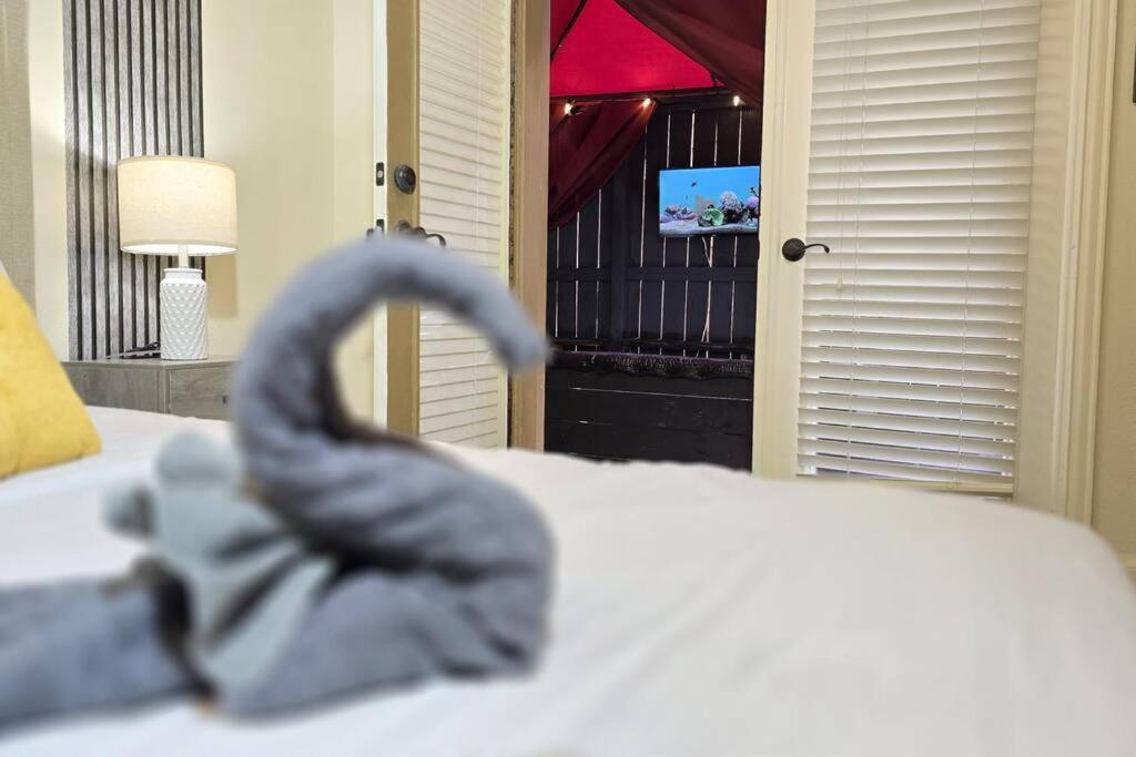 Modern Galleria Gem Private Jacuzzi 3 Br Houston Luaran gambar