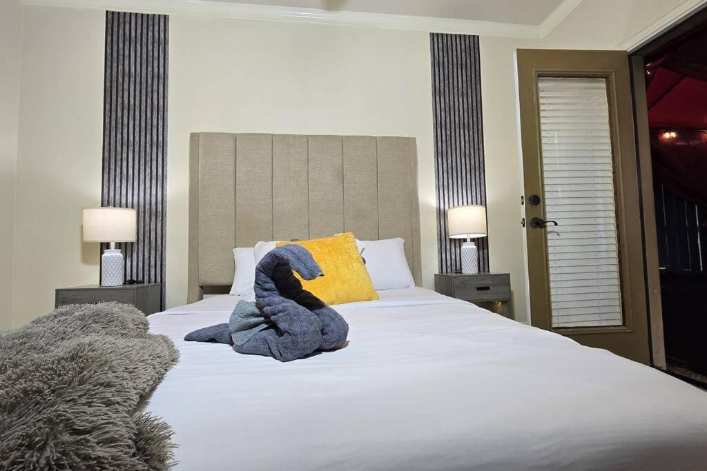 Modern Galleria Gem Private Jacuzzi 3 Br Houston Luaran gambar